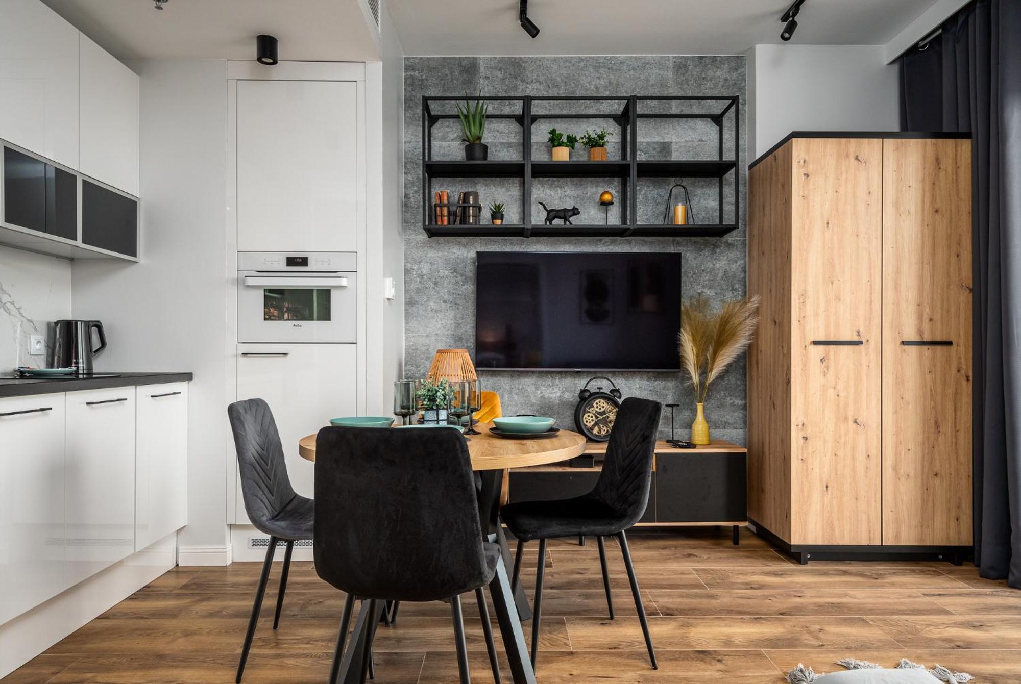 Wola Tower Deluxe Separate Bedroom With Free Garage - By Perfect Apart Варшава Экстерьер фото