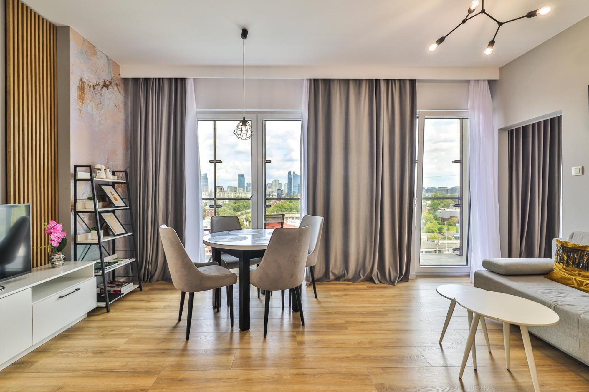 Wola Tower Deluxe Separate Bedroom With Free Garage - By Perfect Apart Варшава Экстерьер фото